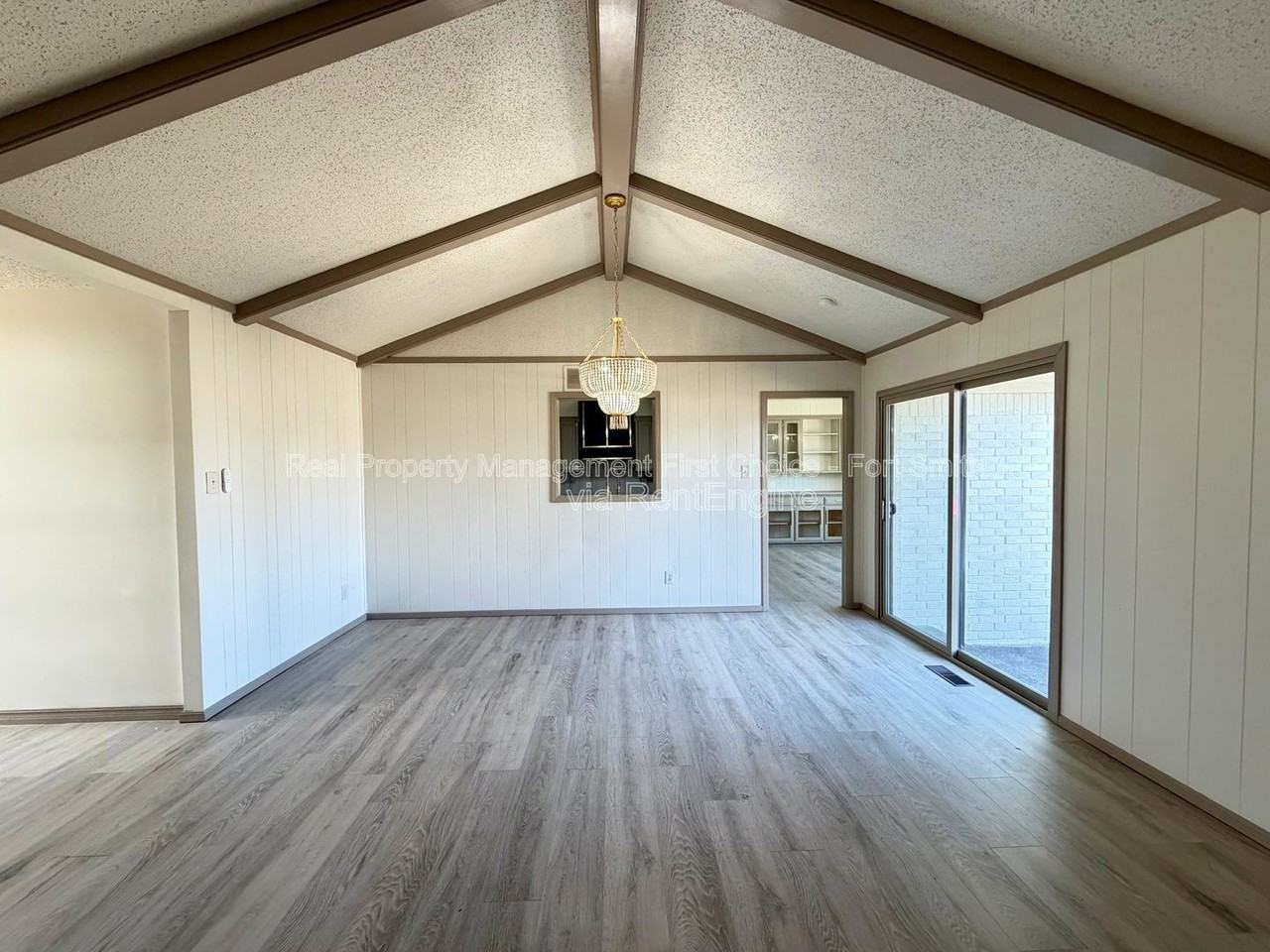 506 Jenny Wren St - Photo 3 of 26