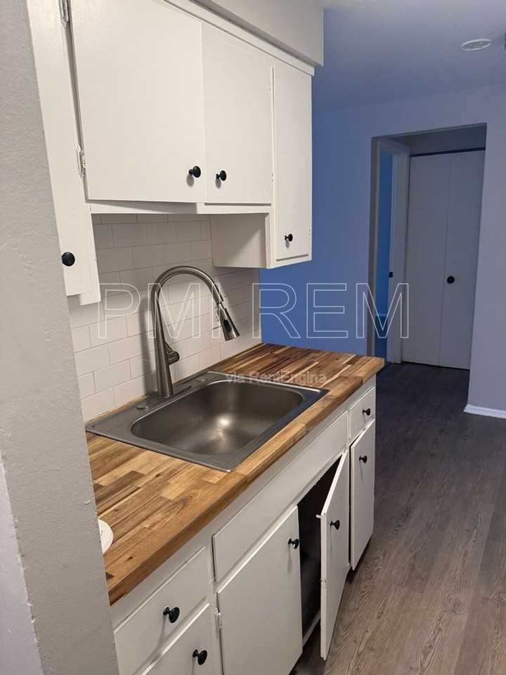 14221 Triskett Rd #103E - Photo 3 of 14