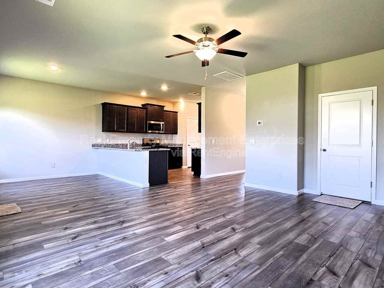 1616 Amaranth Ln - Photo 5 of 43