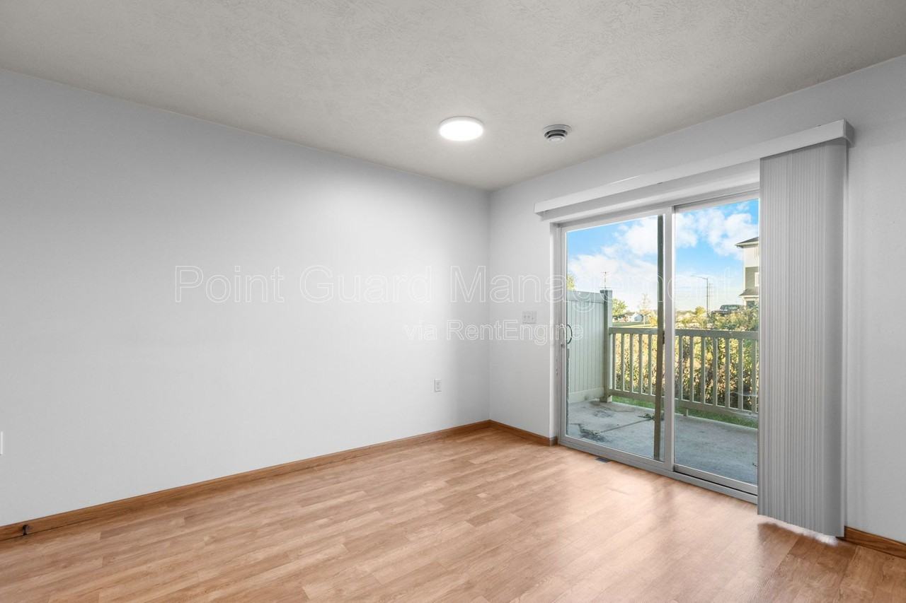 2608 N Career Ave #209 - Photo 7 of 28