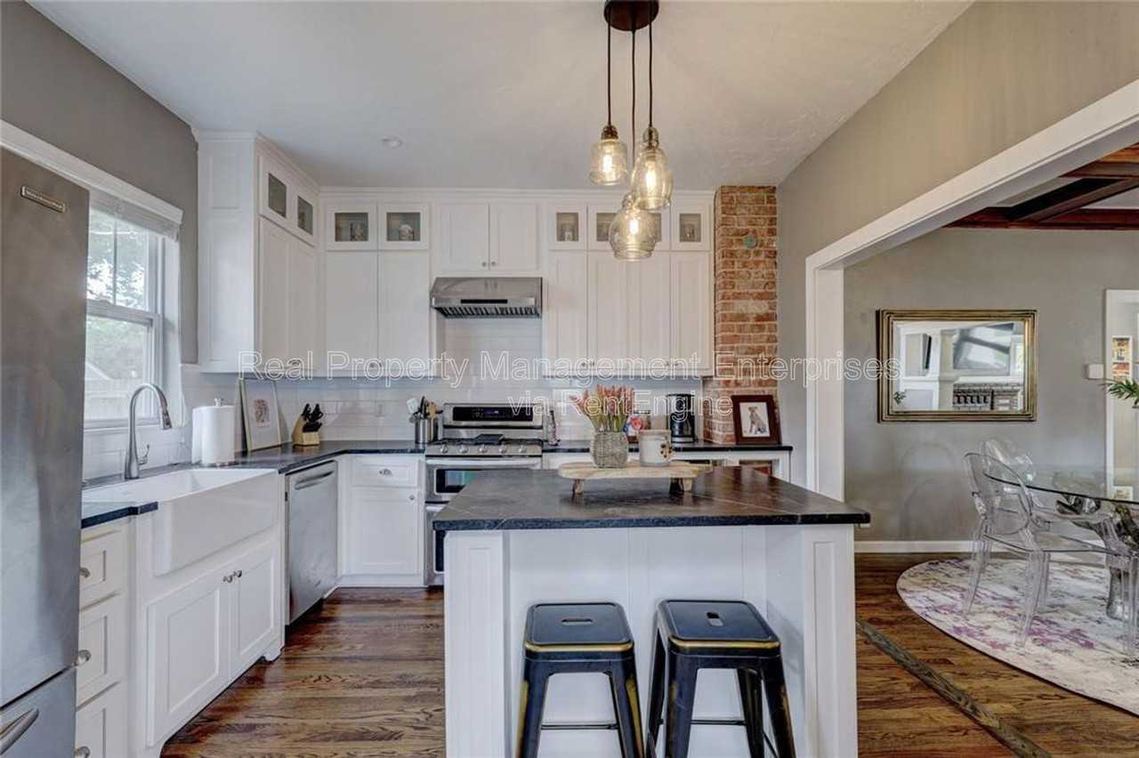 2208 Nw 16th St - Photo 7 of 21