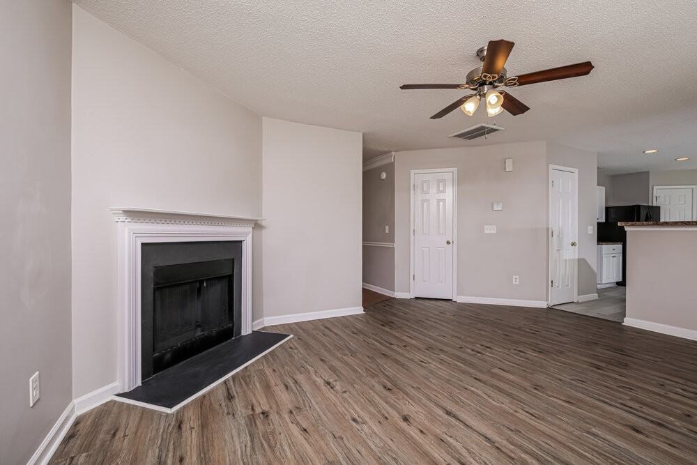 7252 Great Laurel Dr - Photo 5 of 17