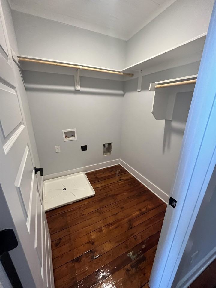 1 201B East Main Street #201 - Photo 6 of 9