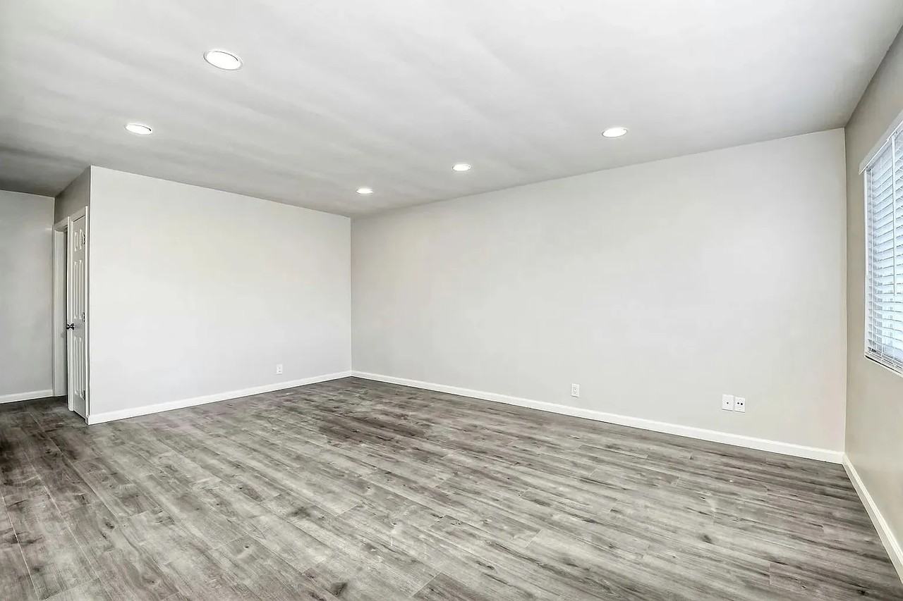 204 West Los Angeles Drive - Photo 4 of 20