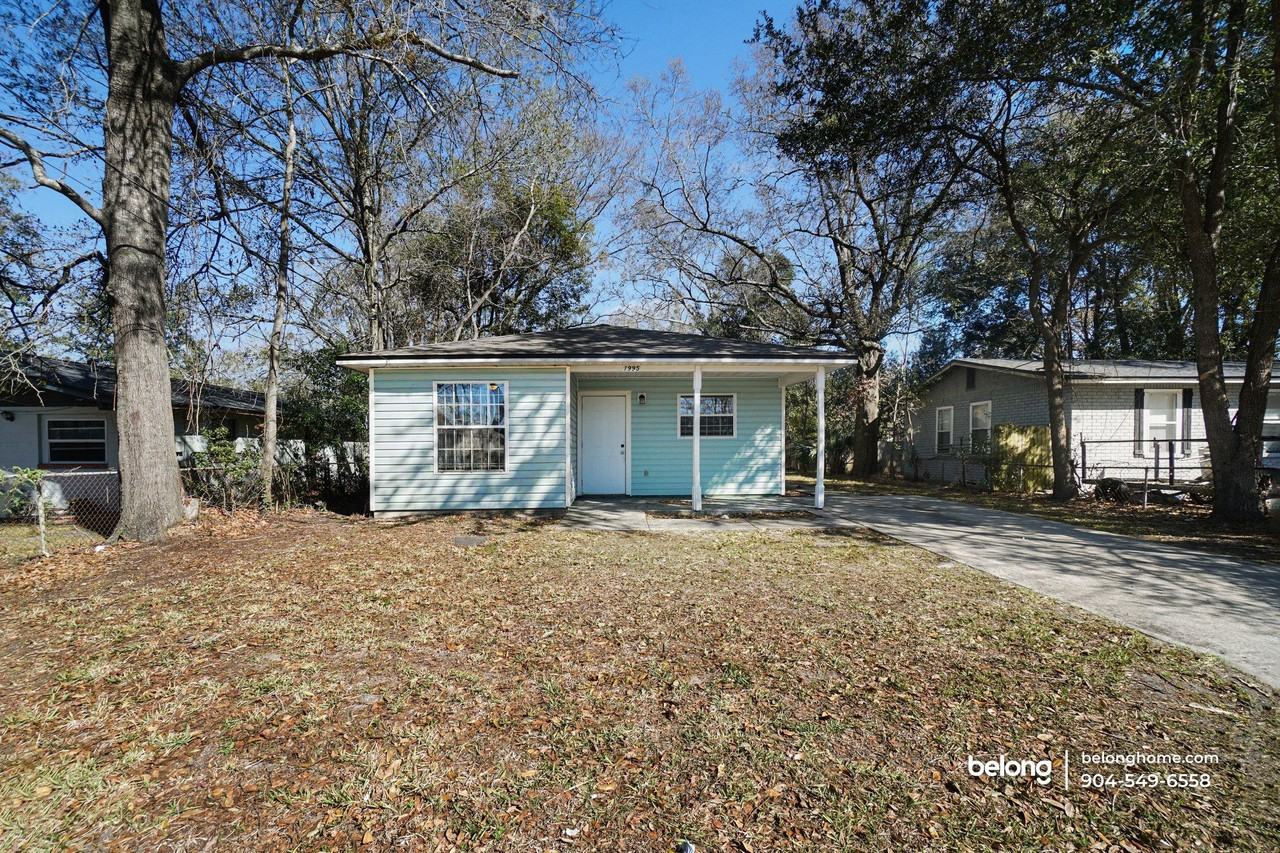 1995 W 4th St - Photo 2 of 18