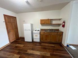 170 N Main St #7 - Photo 6 of 12