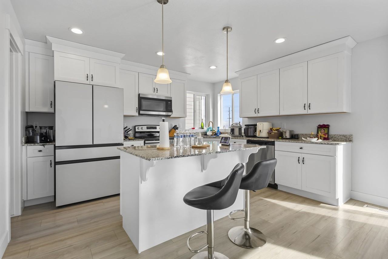 12299 S Boggs Way - Photo 4 of 26