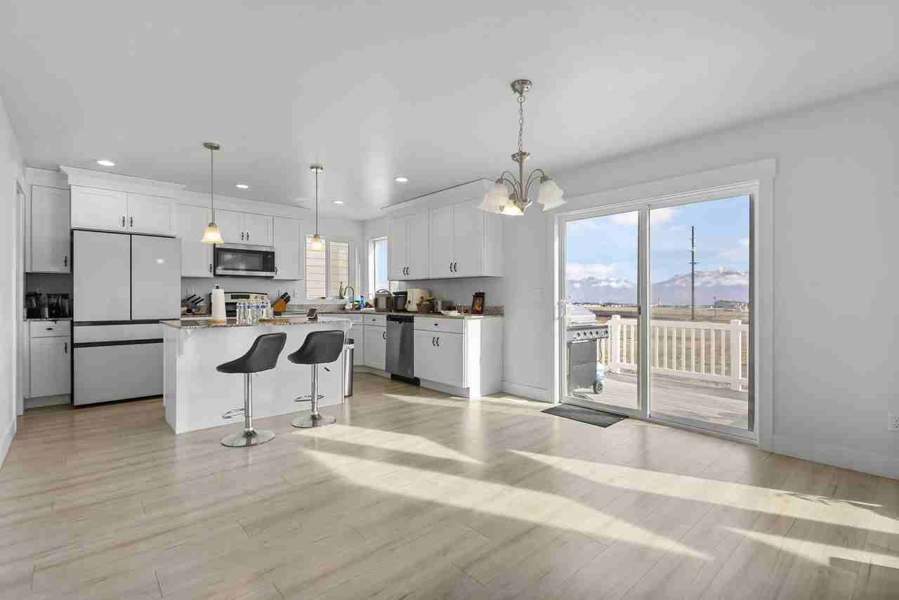 12299 S Boggs Way - Photo 5 of 26