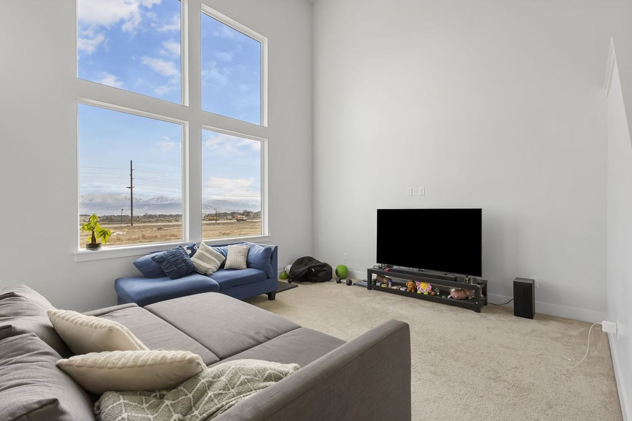 12299 S Boggs Way - Photo 6 of 26