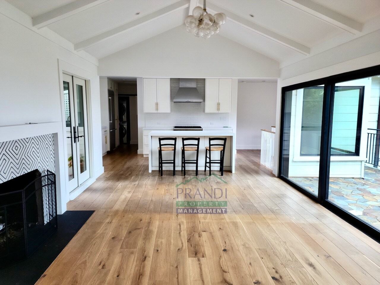 263 Glen Dr - Photo 2 of 14