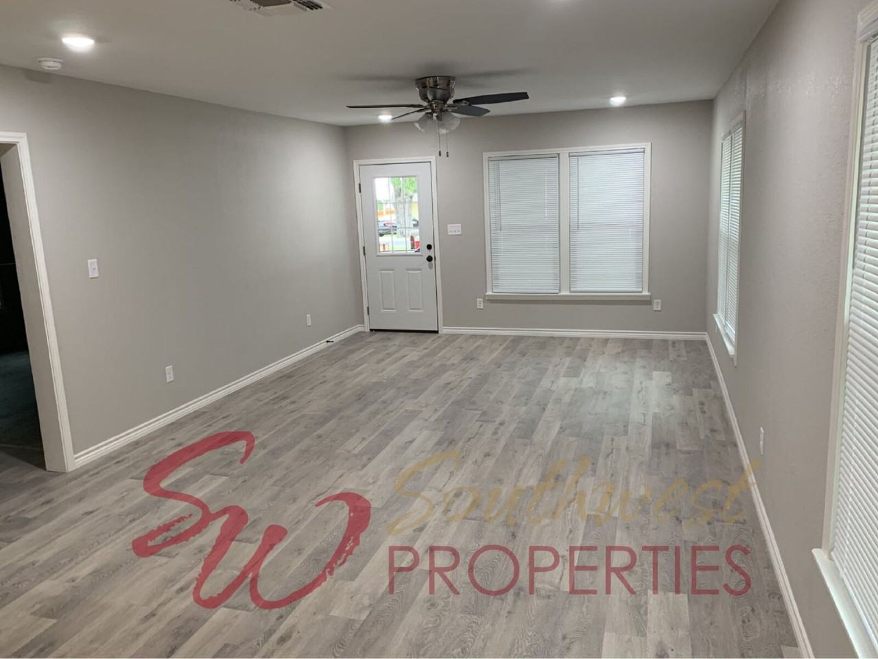 309 N Dale Ave - Photo 2 of 12