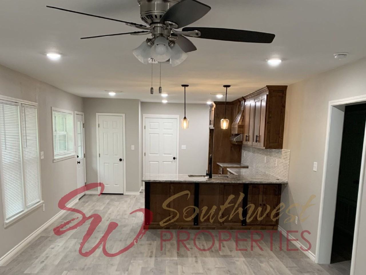 309 N Dale Ave - Photo 3 of 12