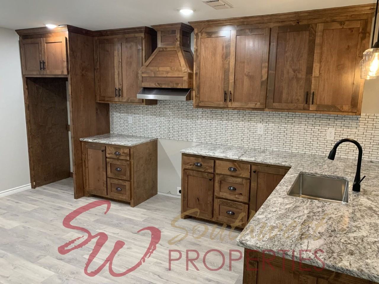 309 N Dale Ave - Photo 4 of 12