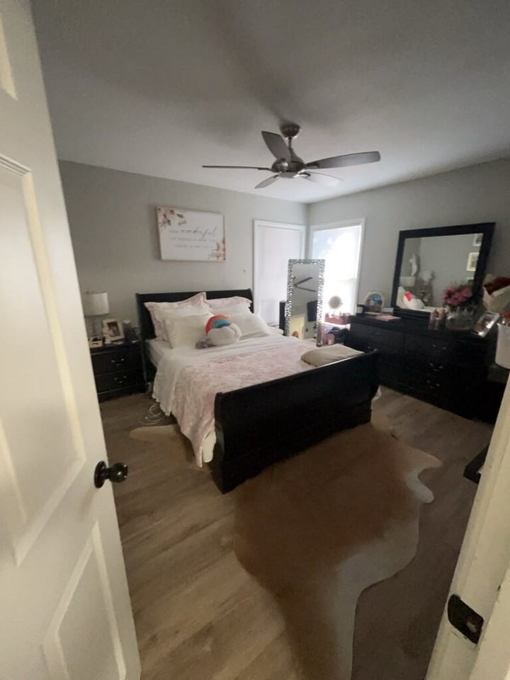 511 Everett St - Photo 5 of 9