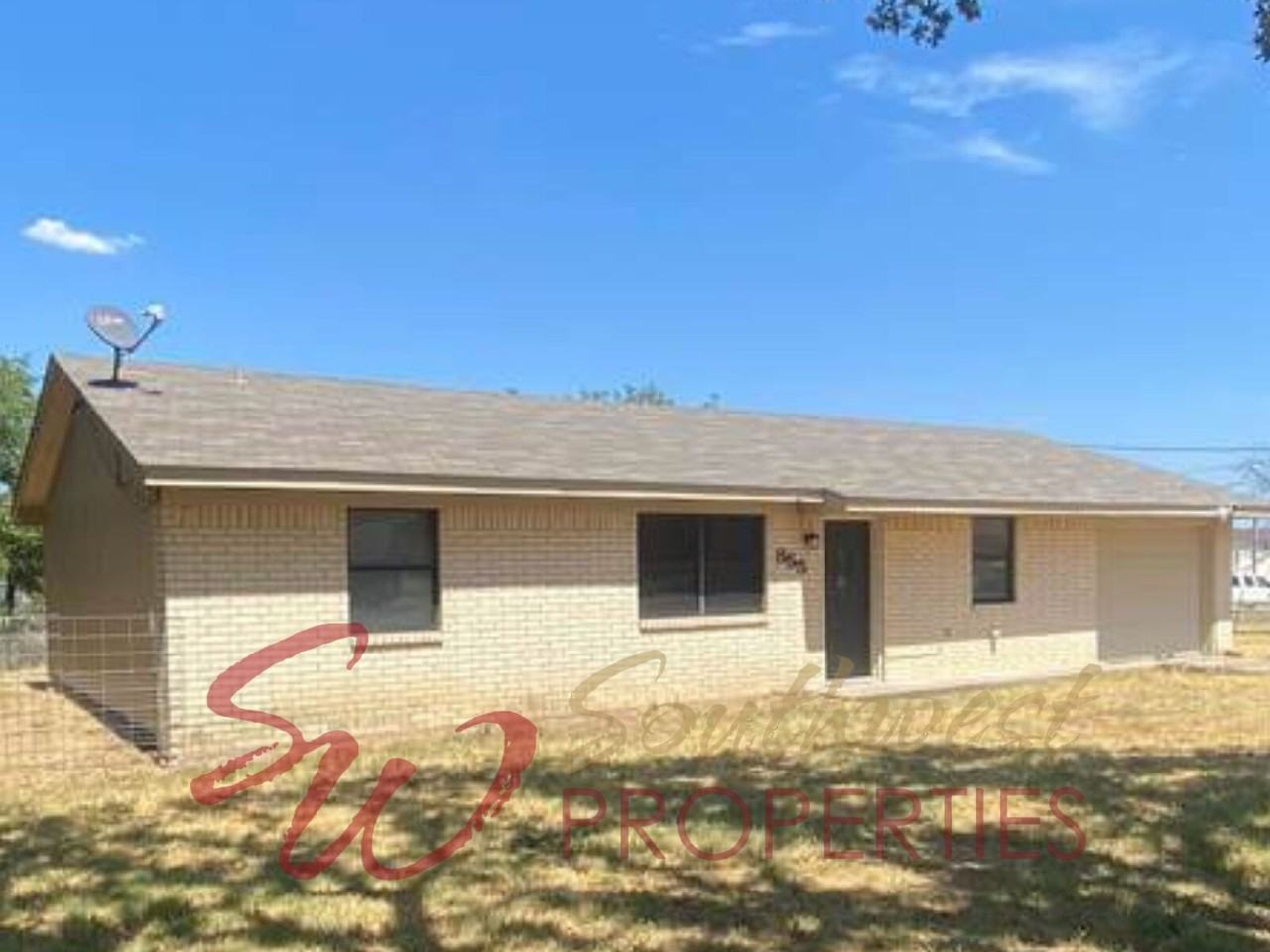 855 S Sixth St - Photo 2 of 9