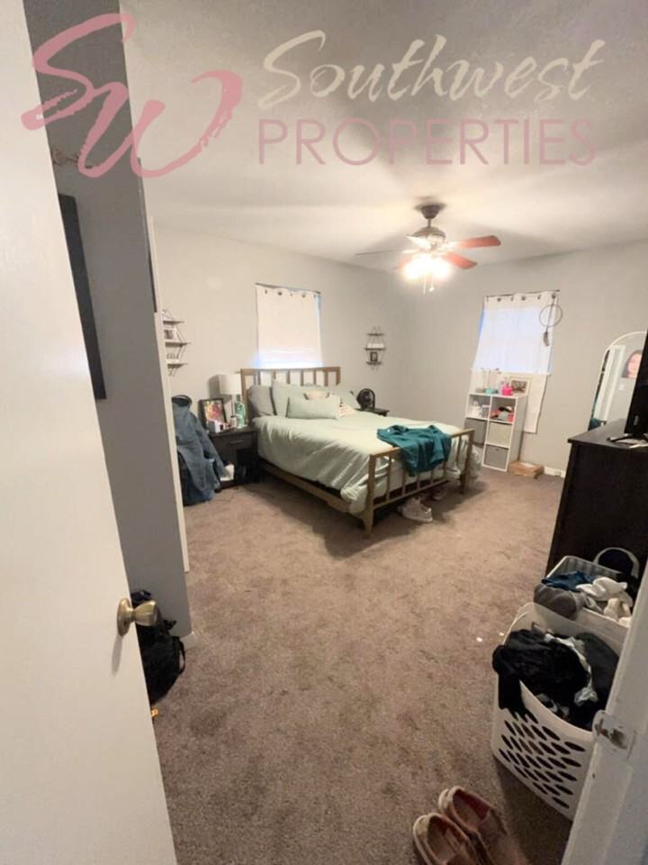 2540 Holly St - Photo 6 of 10