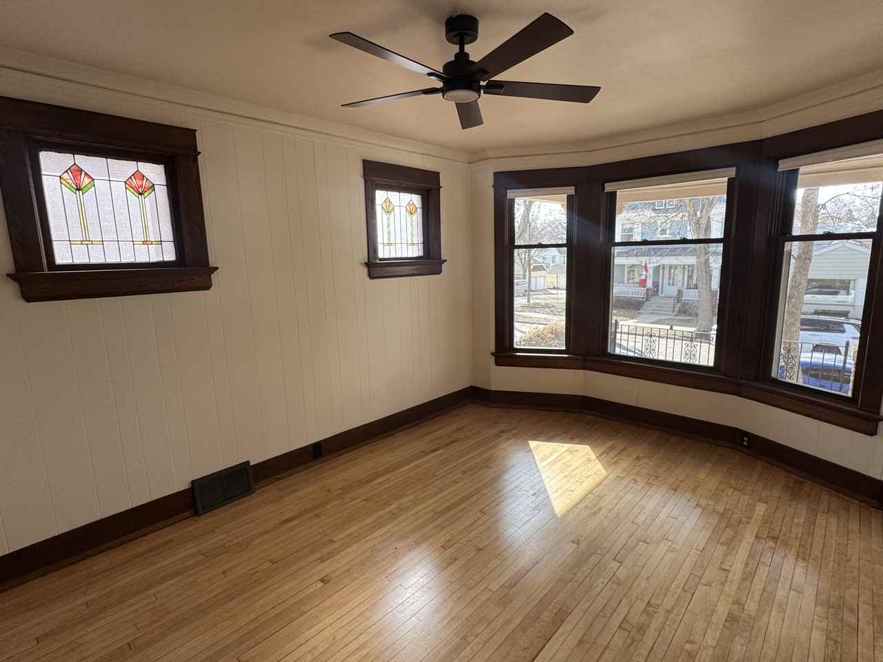 2990 S Wentworth Ave