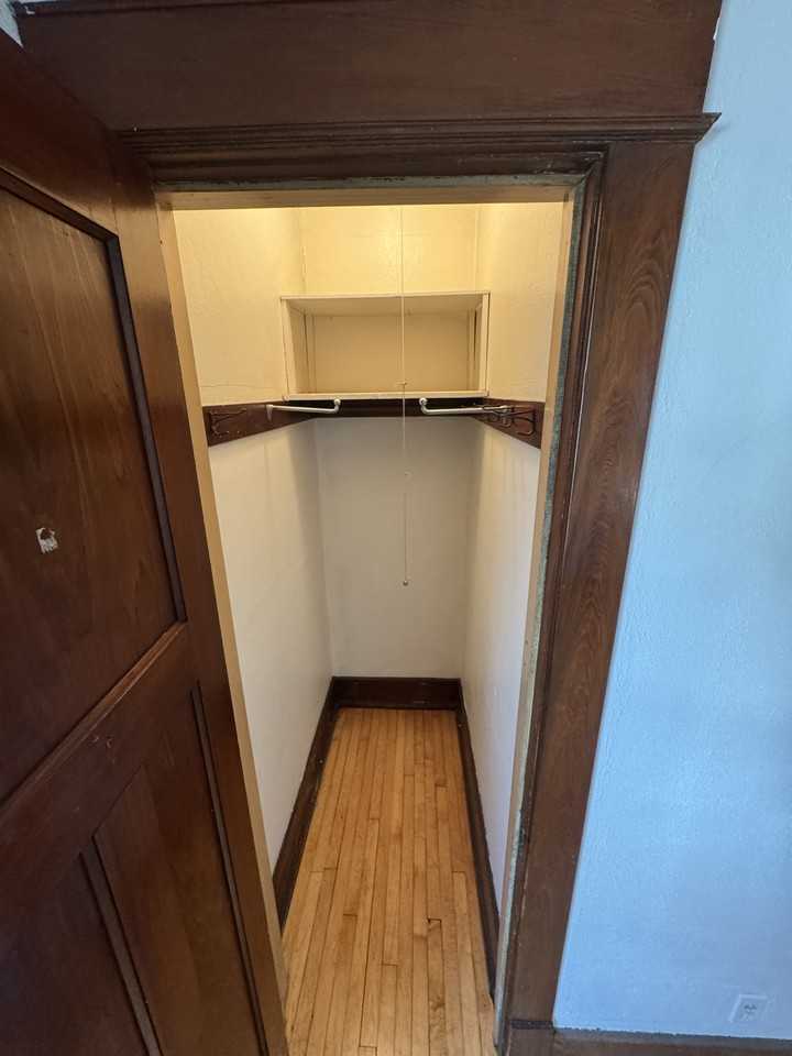 2992 S Wentworth Ave - Photo 5 of 20