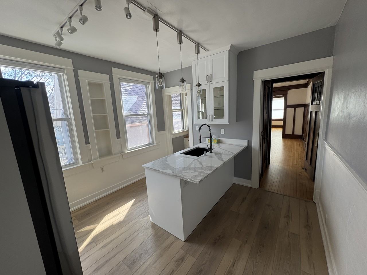 2990 S Wentworth Ave - Photo 2 of 29