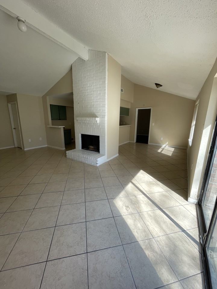 2330 Cades Cove Dr #MAIN - Photo 4 of 16