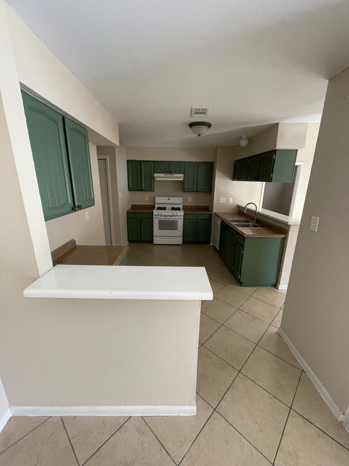 2330 Cades Cove Dr #MAIN - Photo 6 of 16