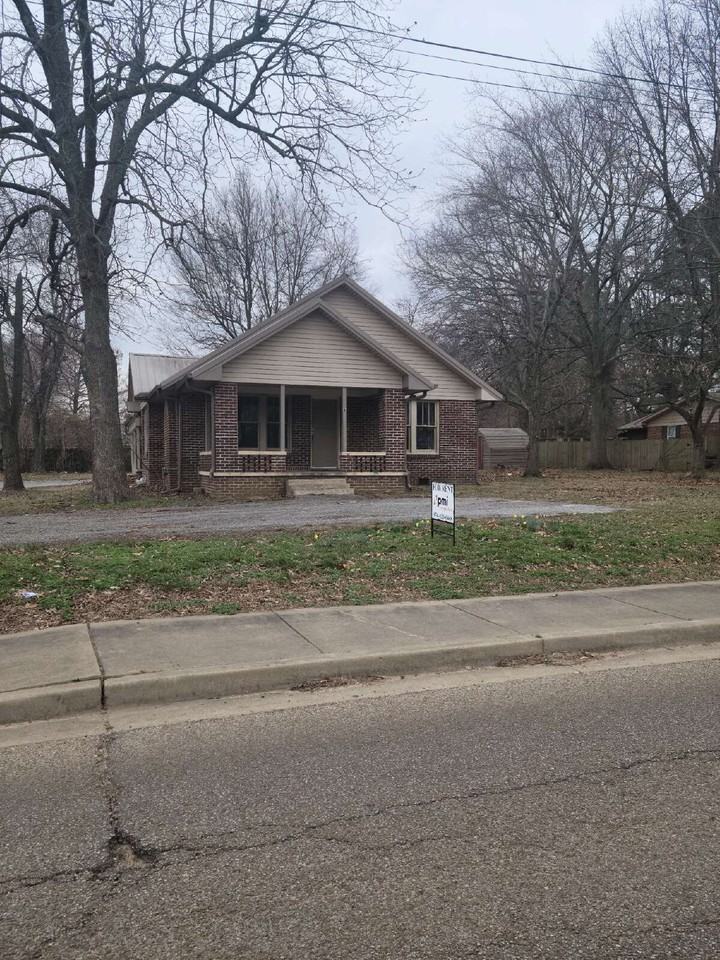 1801A W Nettleton Ave - Photo 2 of 16