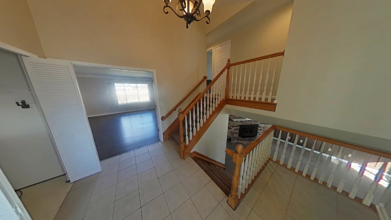 12957 Canterbury Dr - Photo 2 of 16