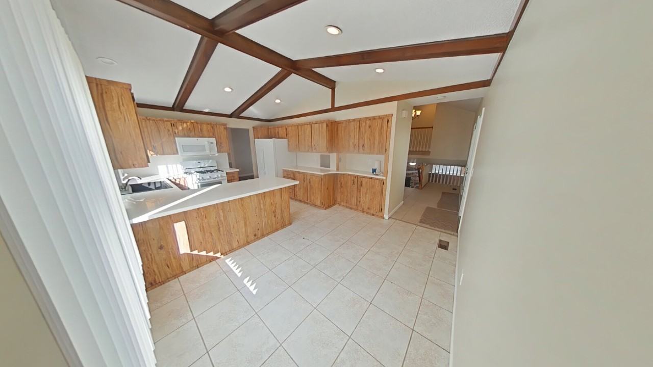 12957 Canterbury Dr - Photo 3 of 16