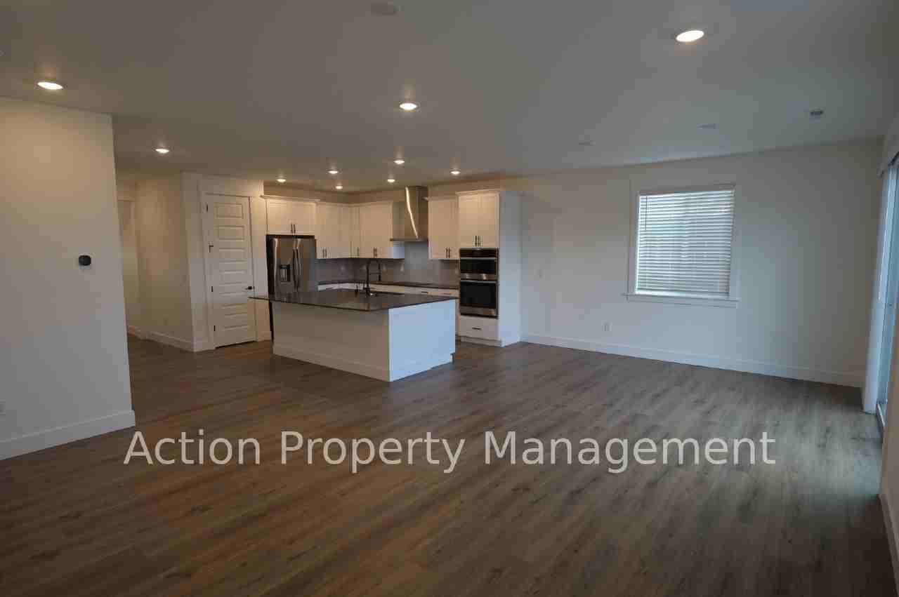 1044 Royal Velvet Dr - Photo 6 of 27