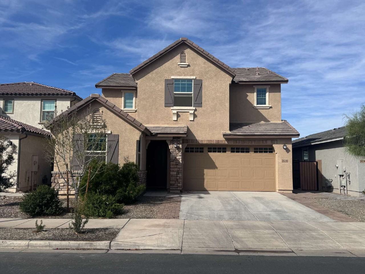 26256 S 230th St - Photo 2 of 33