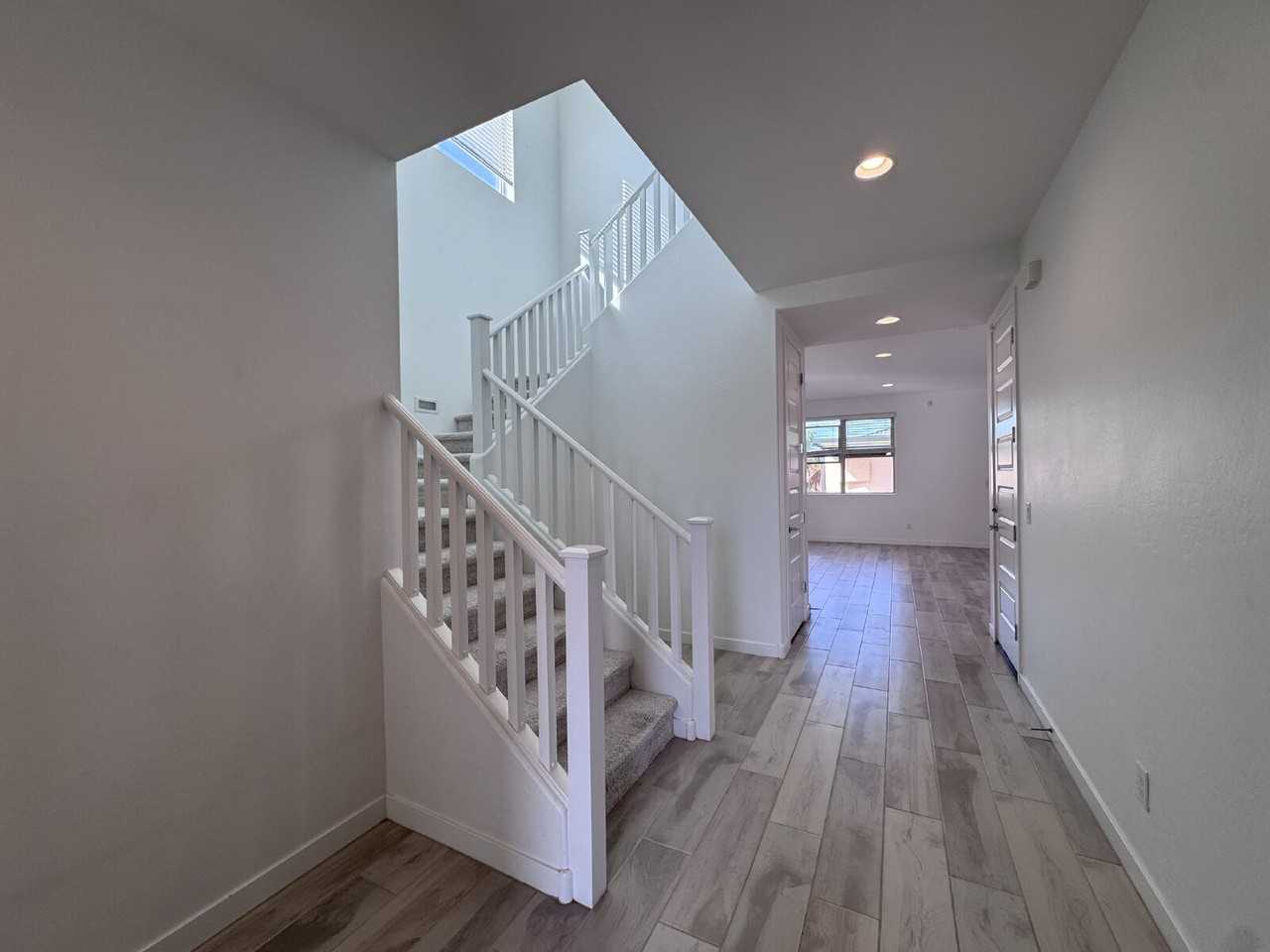 26256 S 230th St - Photo 4 of 33