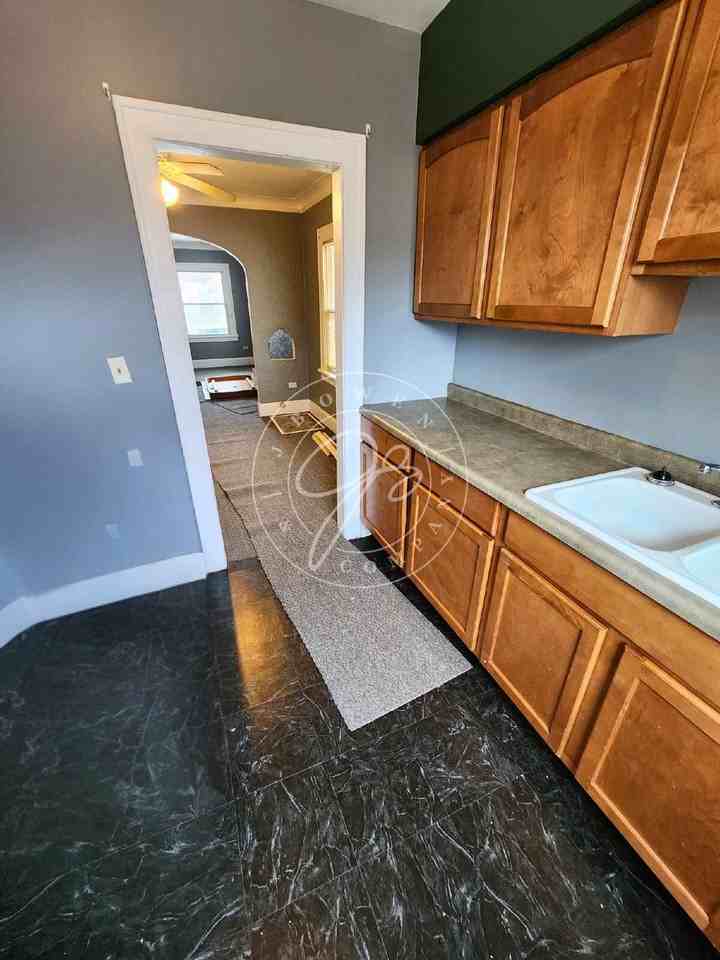 1918 Marlow Rd - Photo 7 of 19