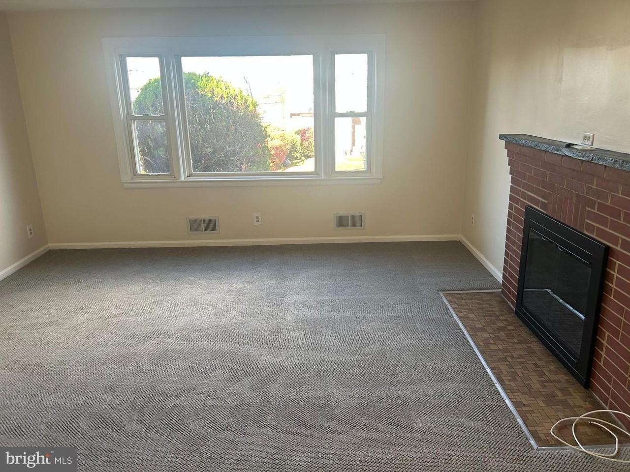 3013 Nash Pl Se - Photo 3 of 44