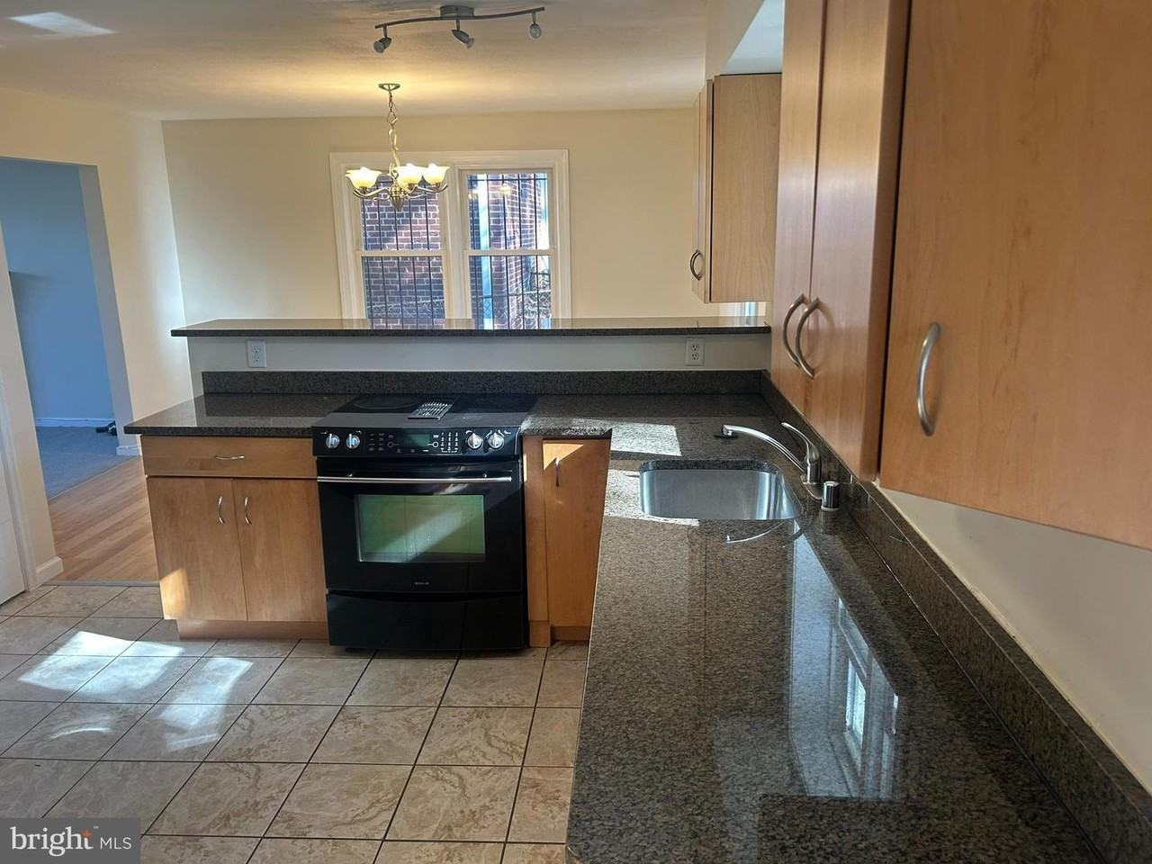 3013 Nash Pl Se - Photo 6 of 44