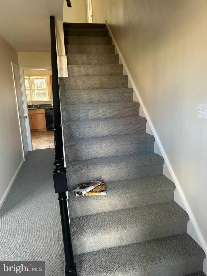 3013 Nash Pl Se - Photo 7 of 44