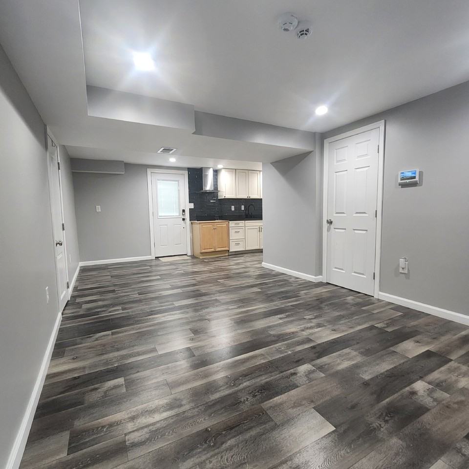 6510 Killarney St #BS - Photo 3 of 11