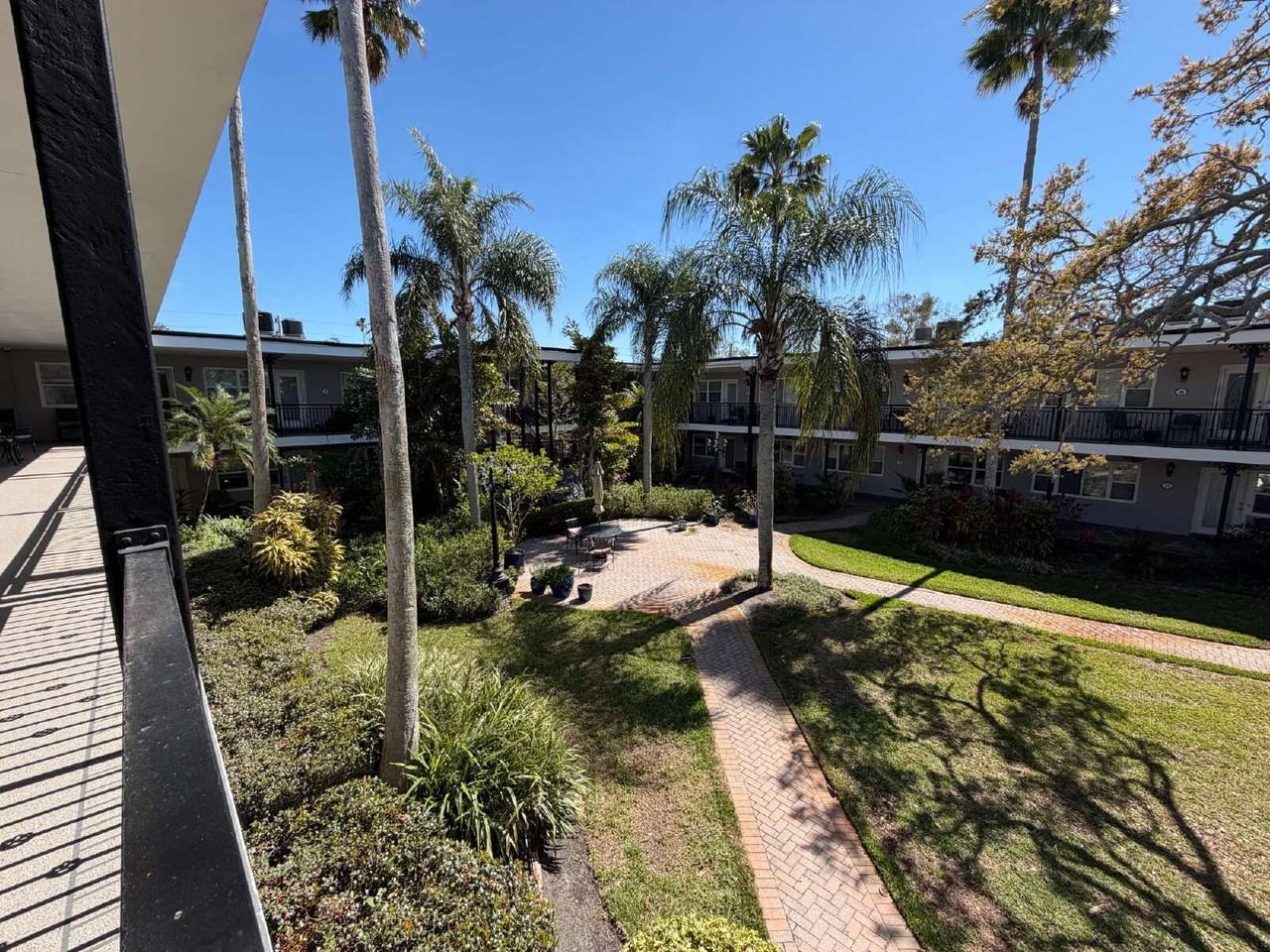 1101 Victoria Dr #23 - Photo 6 of 20