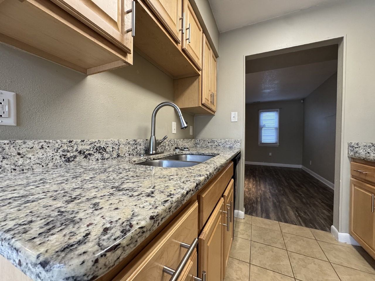 4335 Stafford Dr - Photo 3 of 27