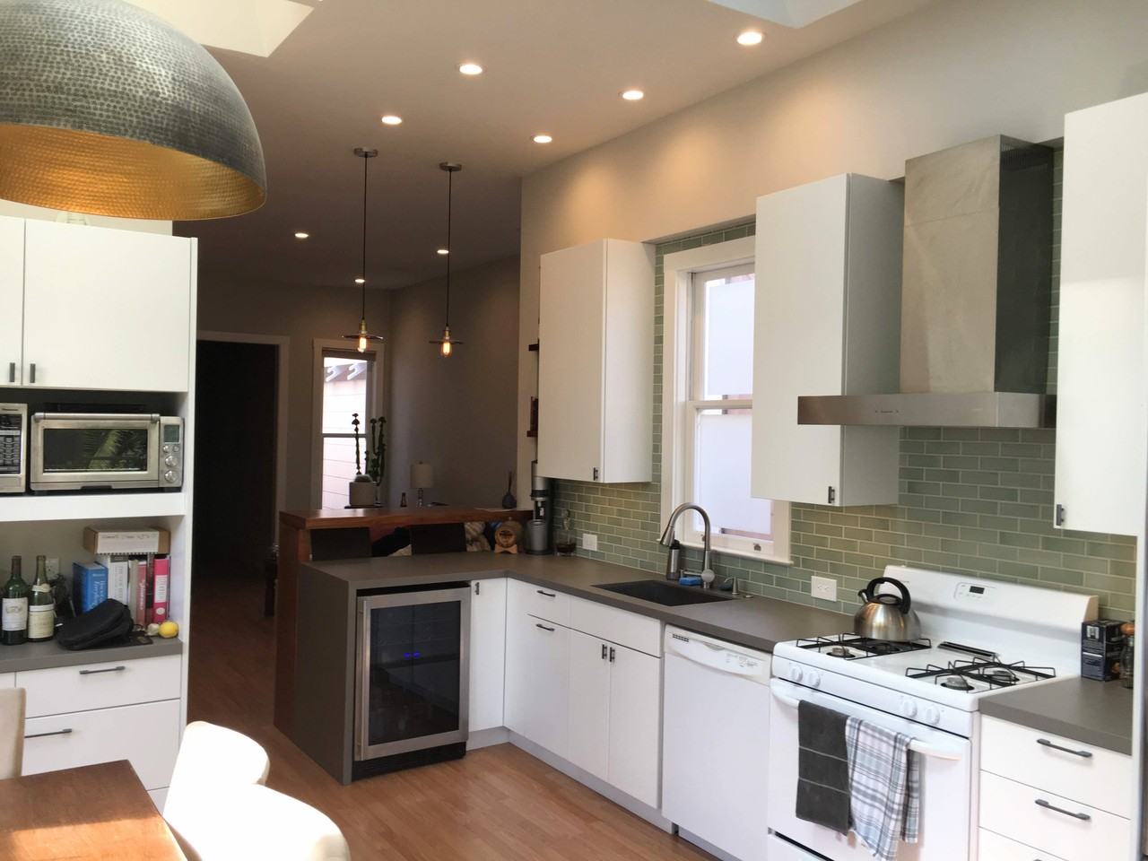 1566 Newcomb Avenue - Photo 2 of 15