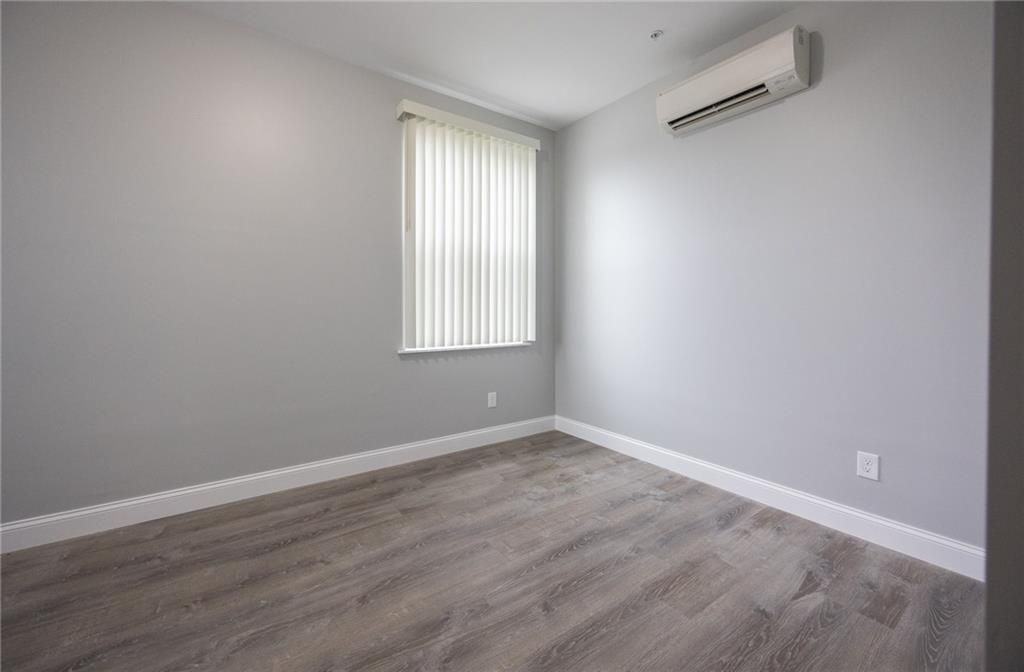 6899 Post Rd ##305 - Photo 5 of 17