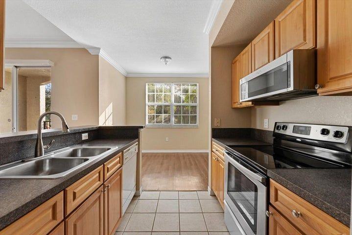 15015 Michelangelo Blvd ##205 - Photo 3 of 32