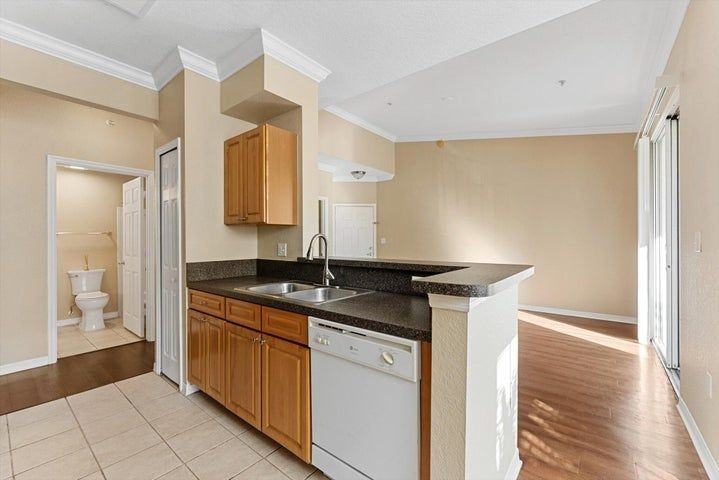 15015 Michelangelo Blvd ##205 - Photo 4 of 32