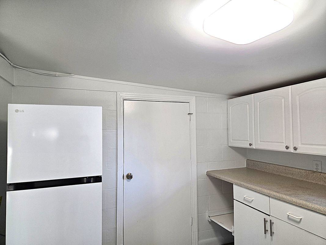 360 5th Ave Nw - Photo 2 of 22