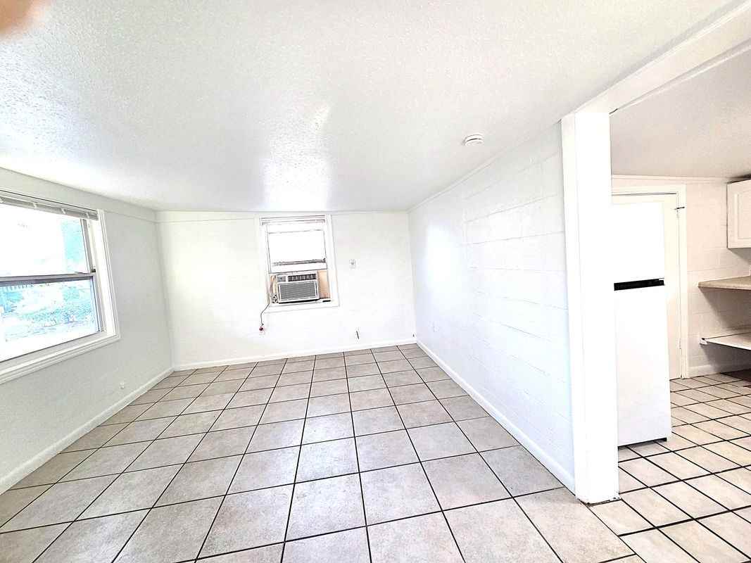 360 5th Ave Nw - Photo 3 of 22