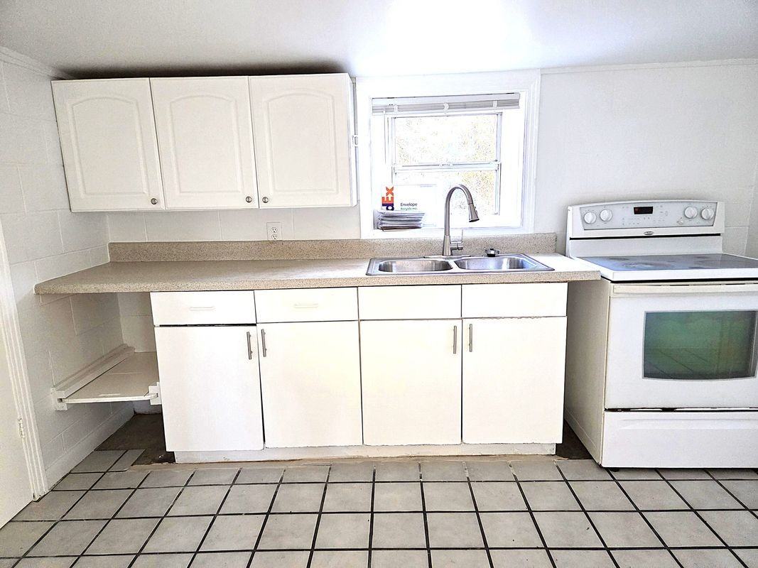 360 5th Ave Nw - Photo 4 of 22