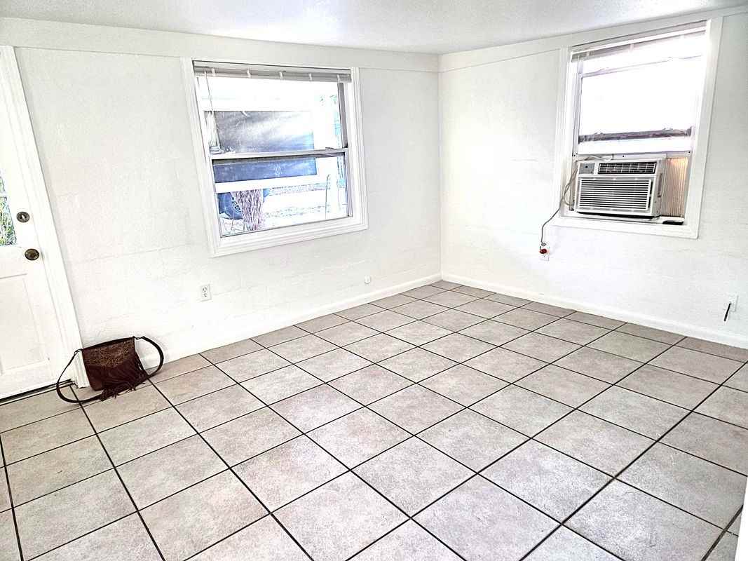 360 5th Ave Nw - Photo 7 of 22