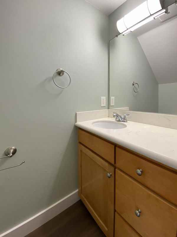 7928 Virginia St - Photo 4 of 19