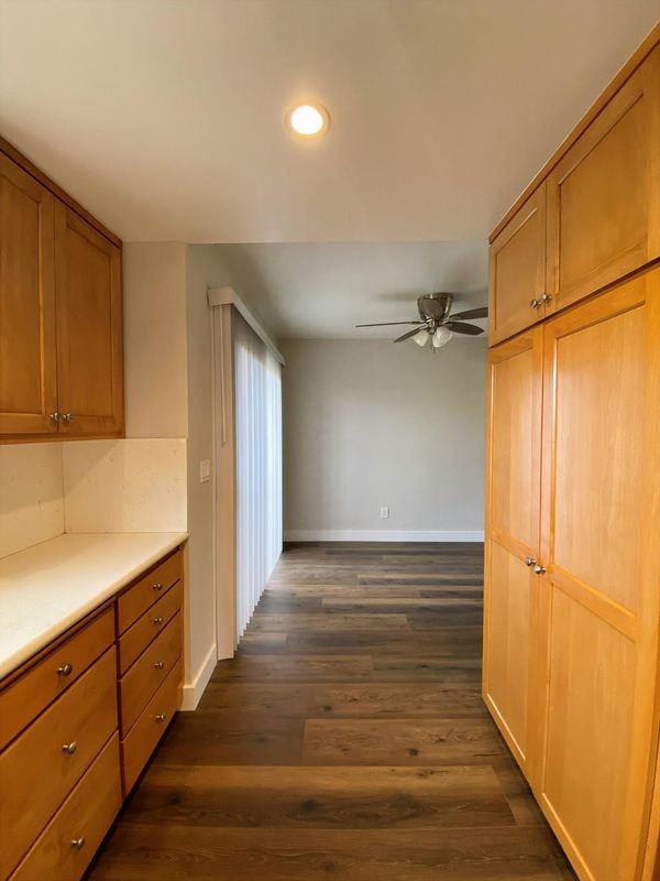 7928 Virginia St - Photo 7 of 19