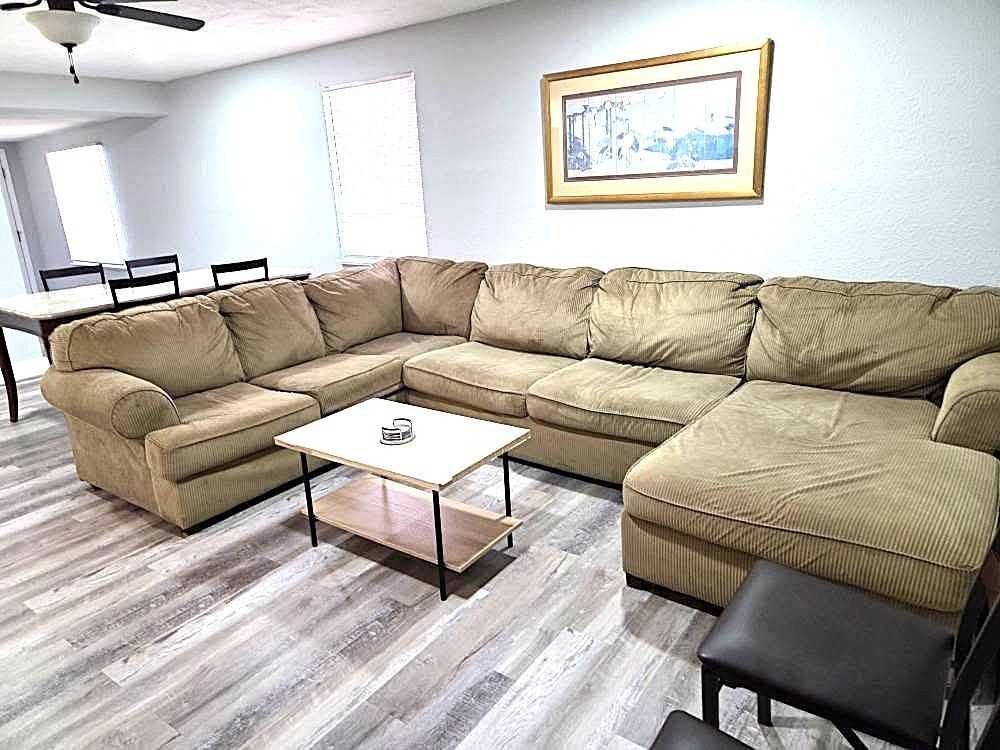 6886 49th Ave N - Photo 4 of 22