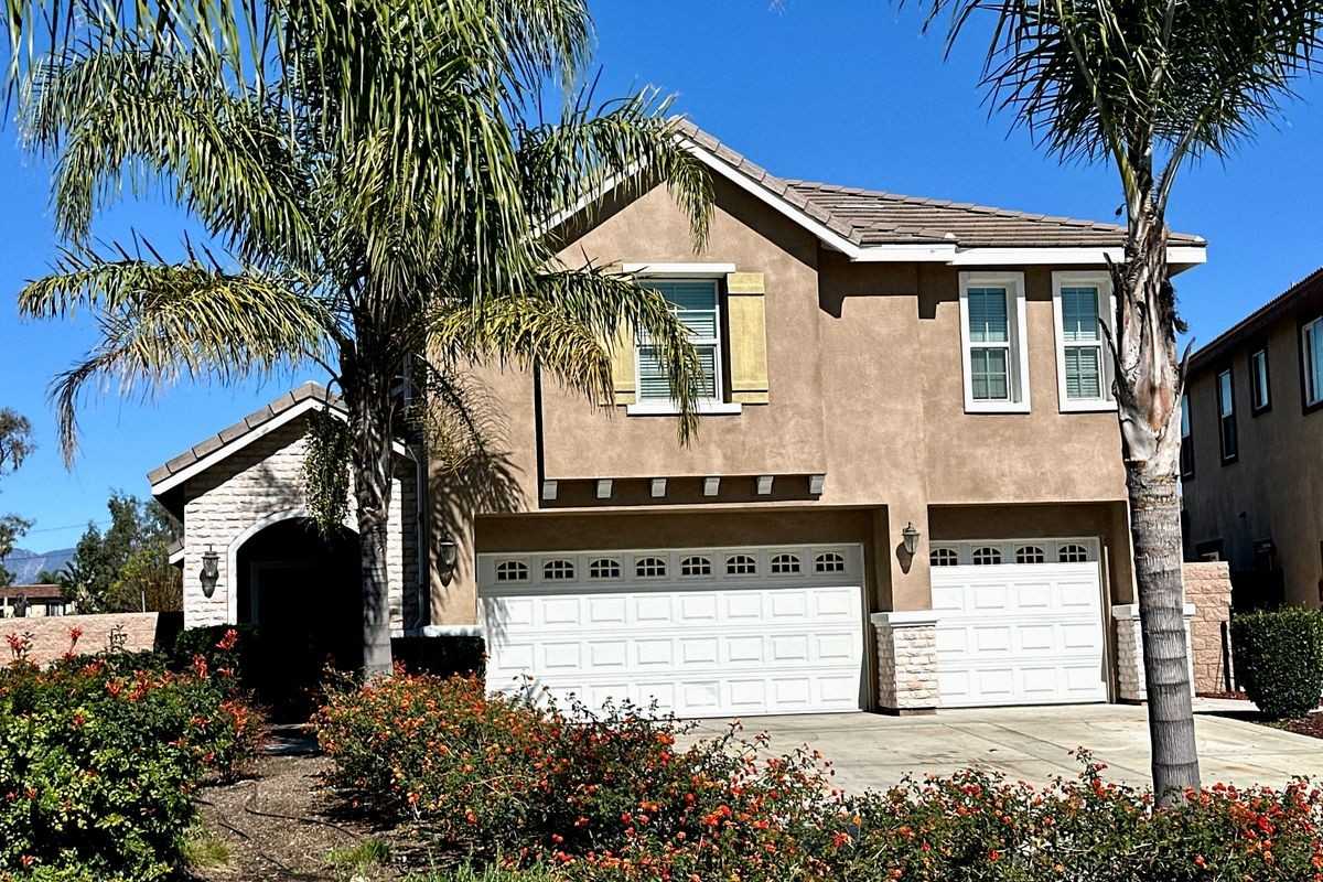 16628 Atlas Ln - Photo 3 of 39